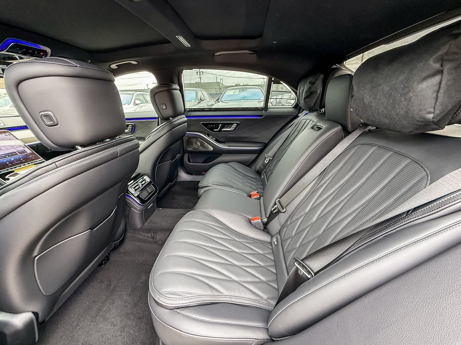 Thumbnail: 2025 Mercedes-Benz S-Class - 19