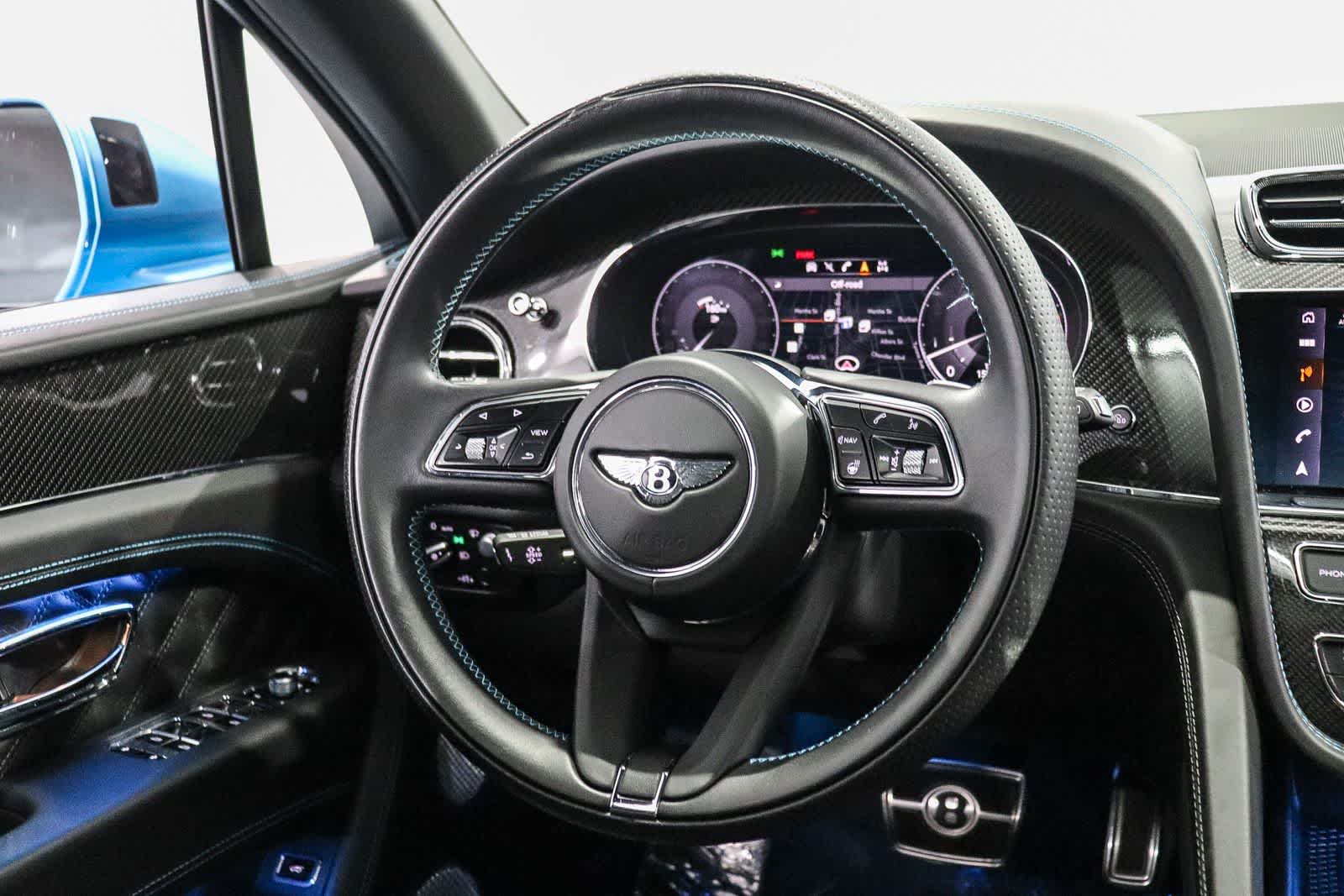 Thumbnail: 2022 Bentley Bentayga - 15