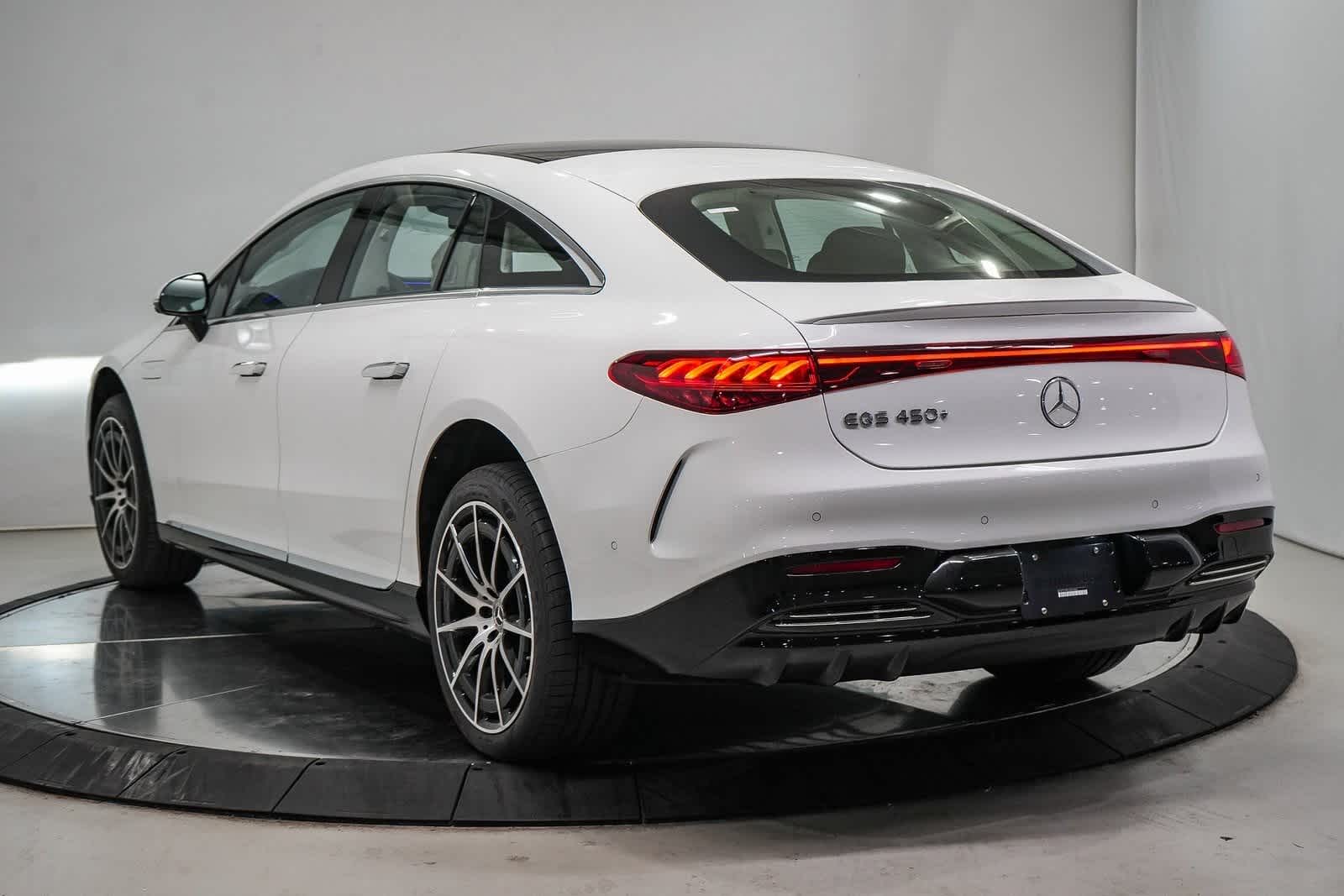 Thumbnail: 2025 Mercedes-Benz EQS - 2
