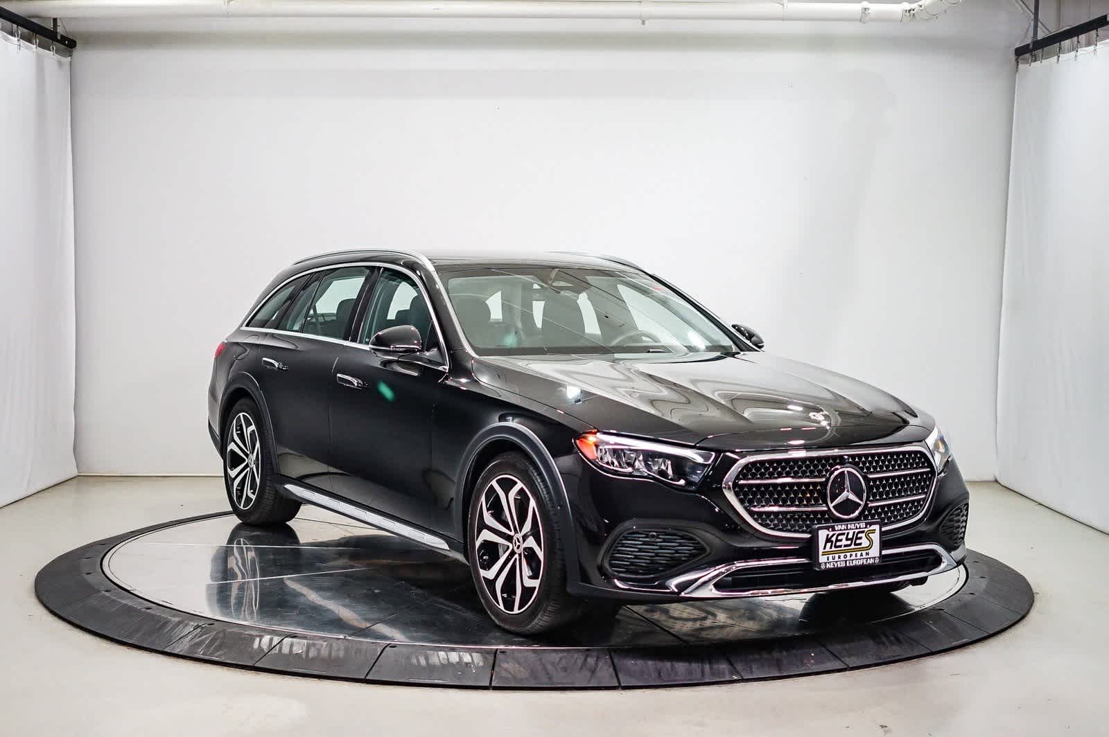 Thumbnail: 2025 Mercedes-Benz E-Class - 5