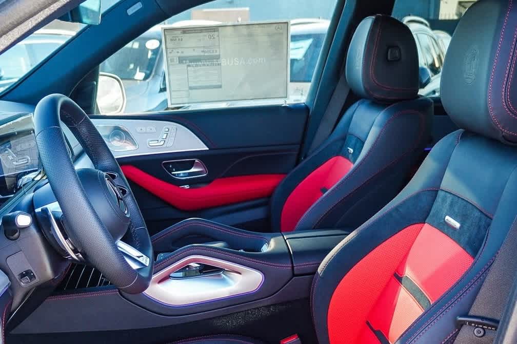 Thumbnail: 2025 Mercedes-Benz GLE - 18