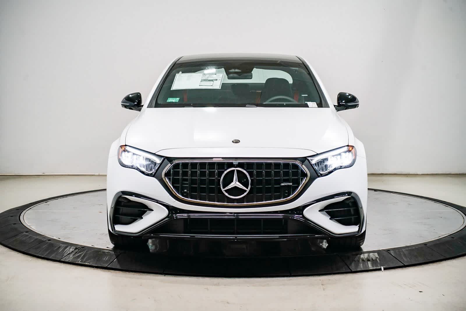 Thumbnail: 2025 Mercedes-Benz E-Class - 6
