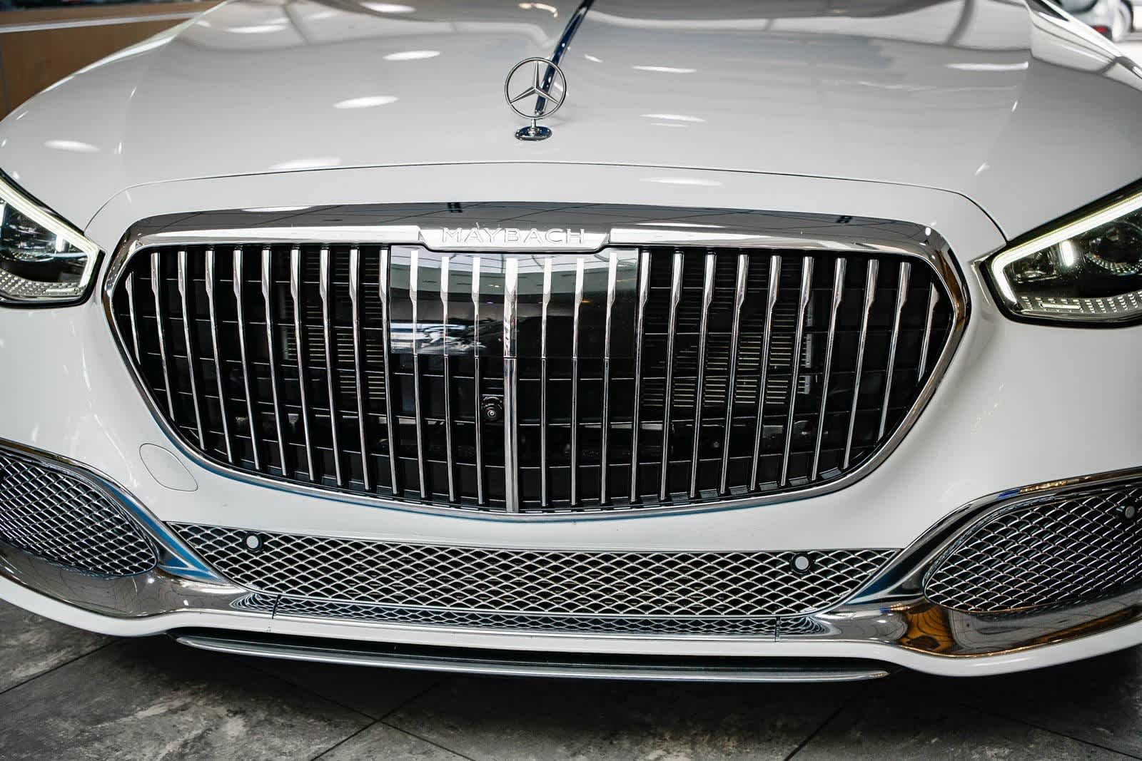 Thumbnail: 2024 Mercedes-Benz S-Class - 8