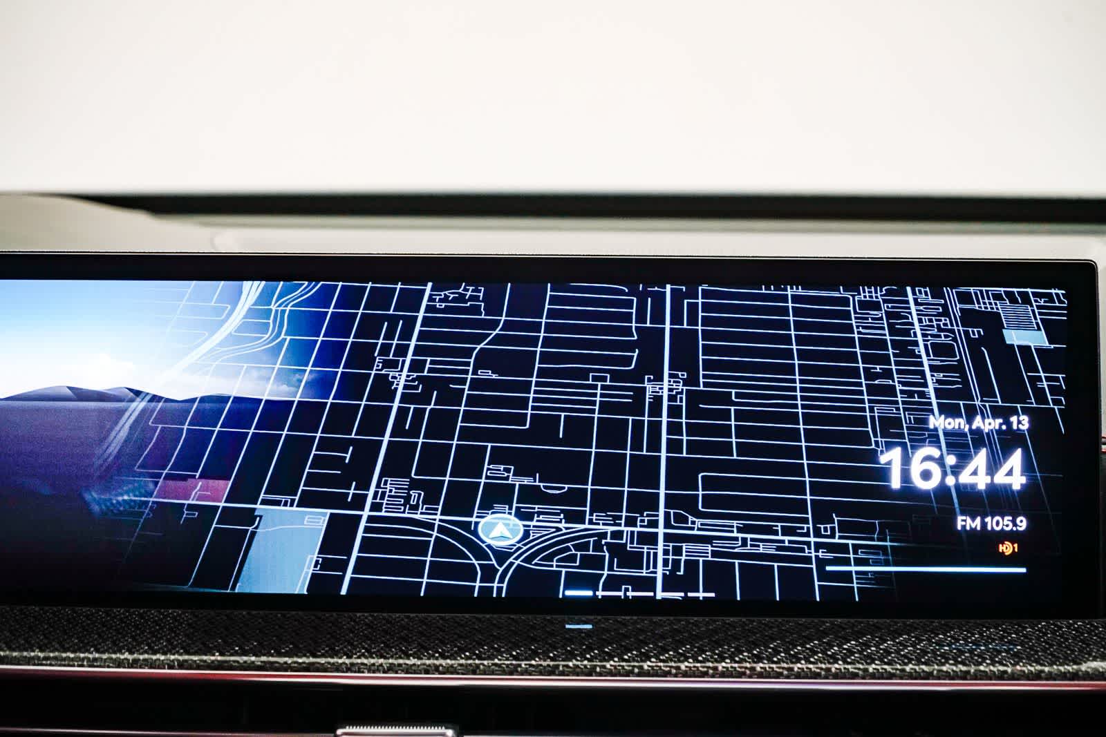 Thumbnail: 2025 Genesis GV80 - 14