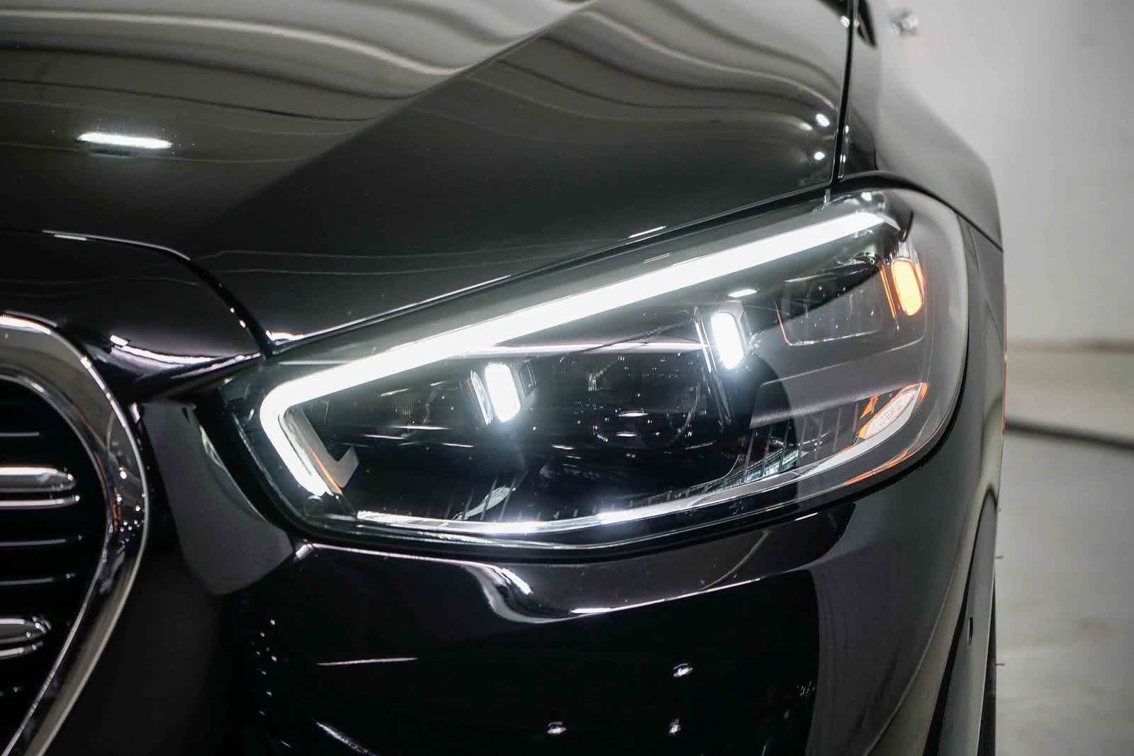 Thumbnail: 2025 Mercedes-Benz S-Class - 7