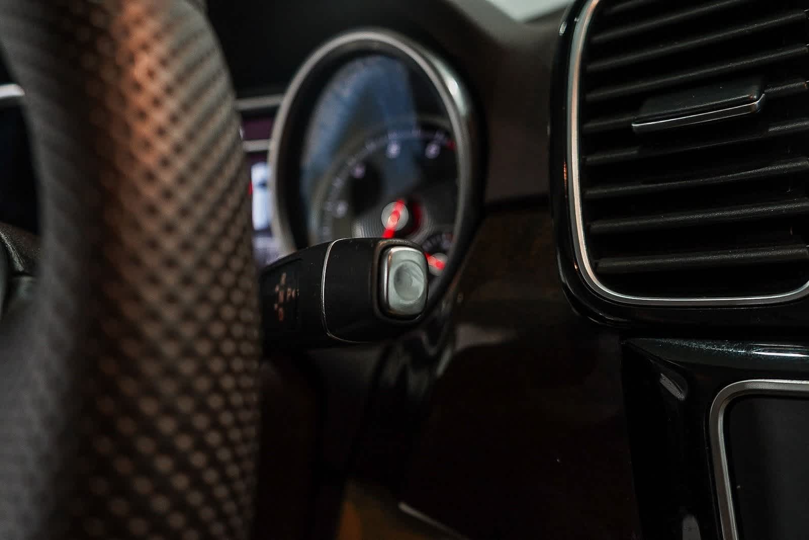 Thumbnail: 2018 Mercedes-Benz GLE - 25