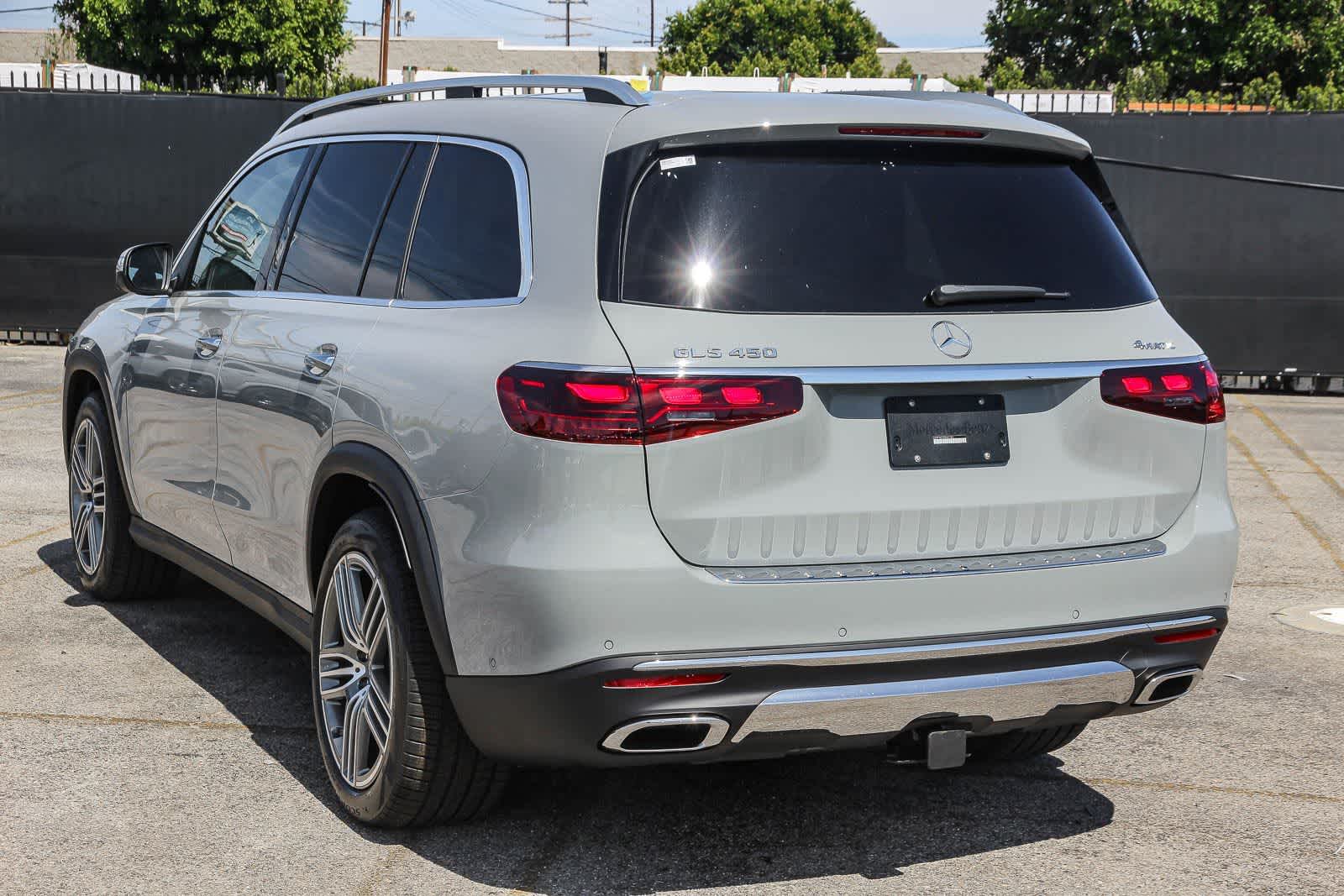 Thumbnail: 2026 Mercedes-Benz GLS - 6
