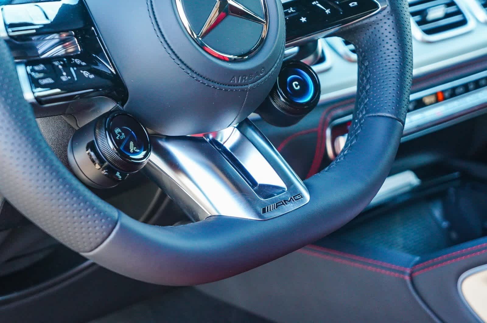 Thumbnail: 2025 Mercedes-Benz GLE - 28