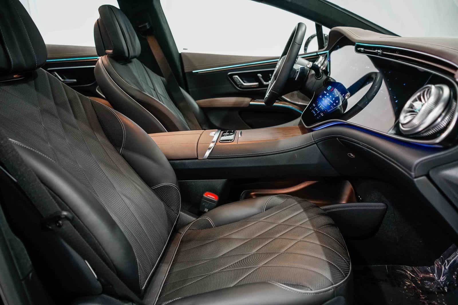 Thumbnail: 2023 Mercedes-Benz EQS - 16