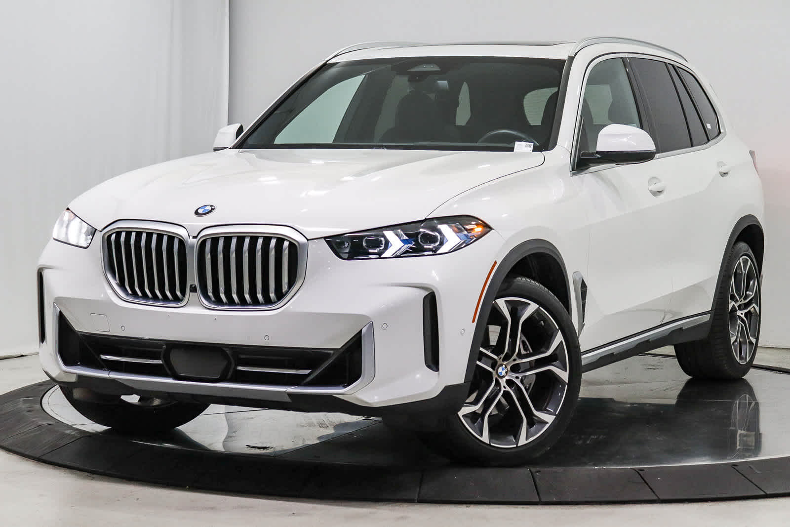 2025 BMW X5 40i