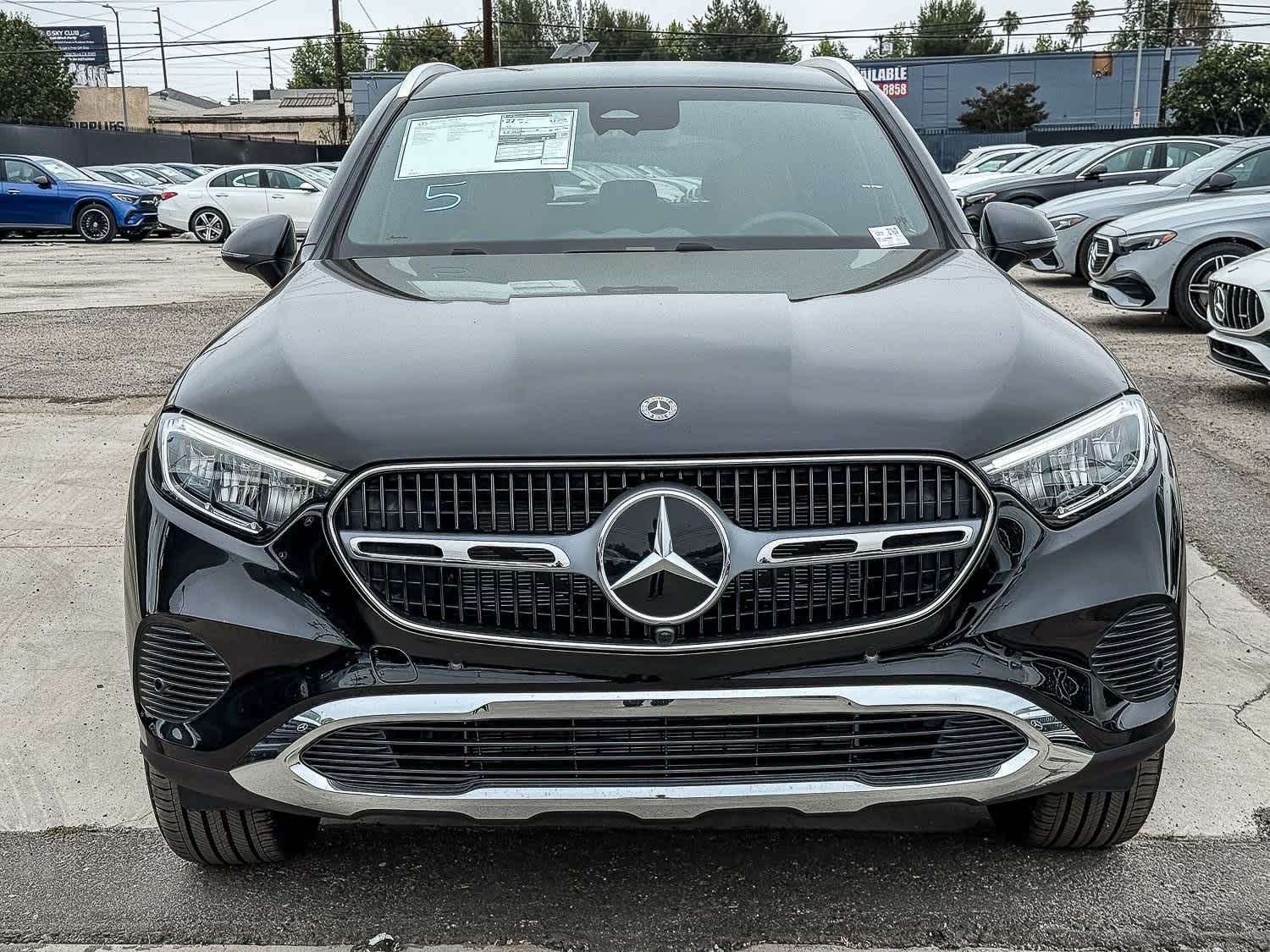 Thumbnail: 2025 Mercedes-Benz GLC - 2