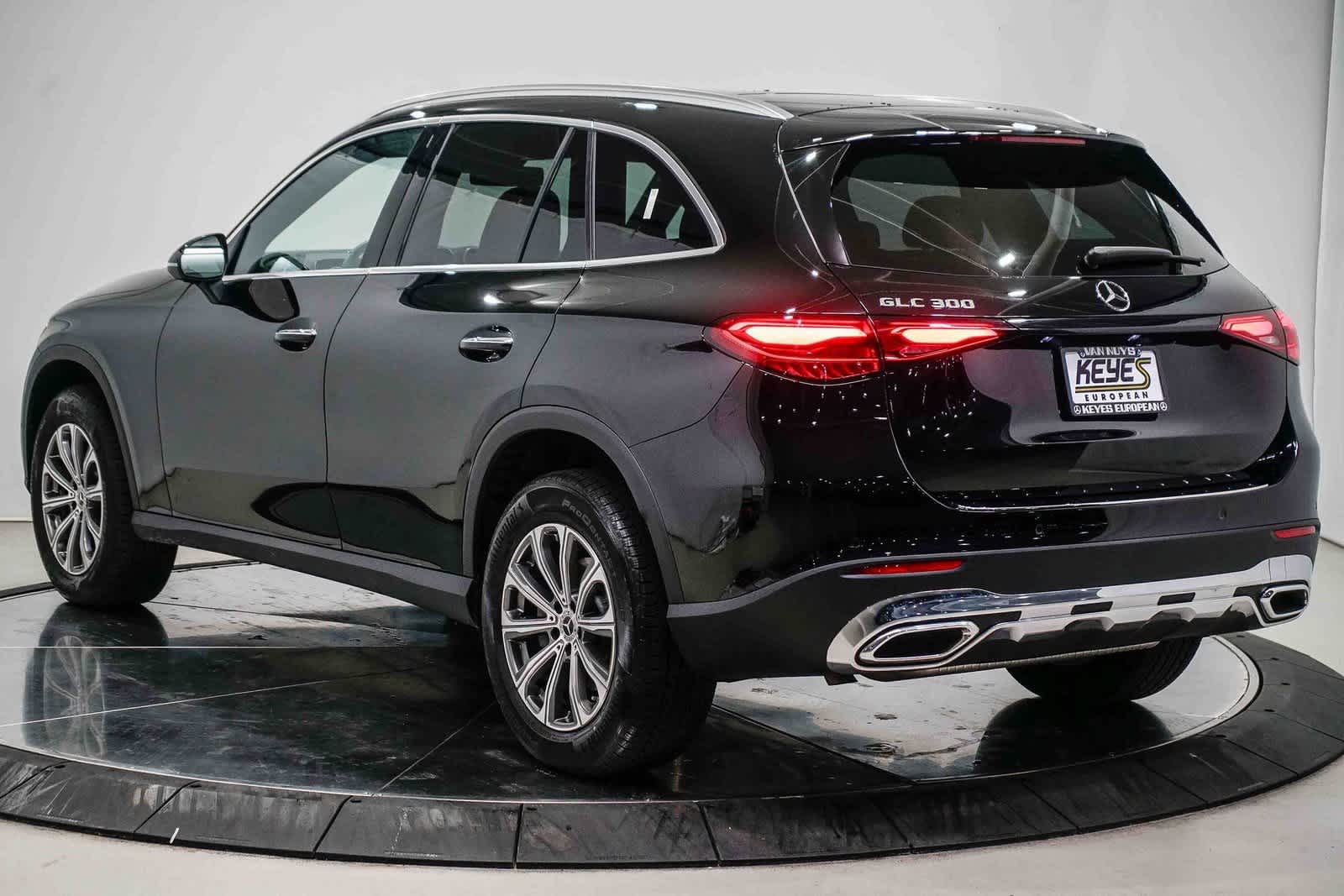 Thumbnail: 2025 Mercedes-Benz GLC - 2