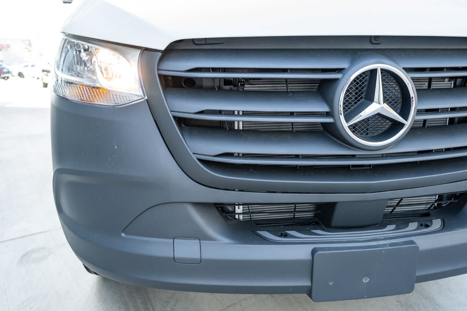 Thumbnail: 2026 Mercedes-Benz Sprinter - 11