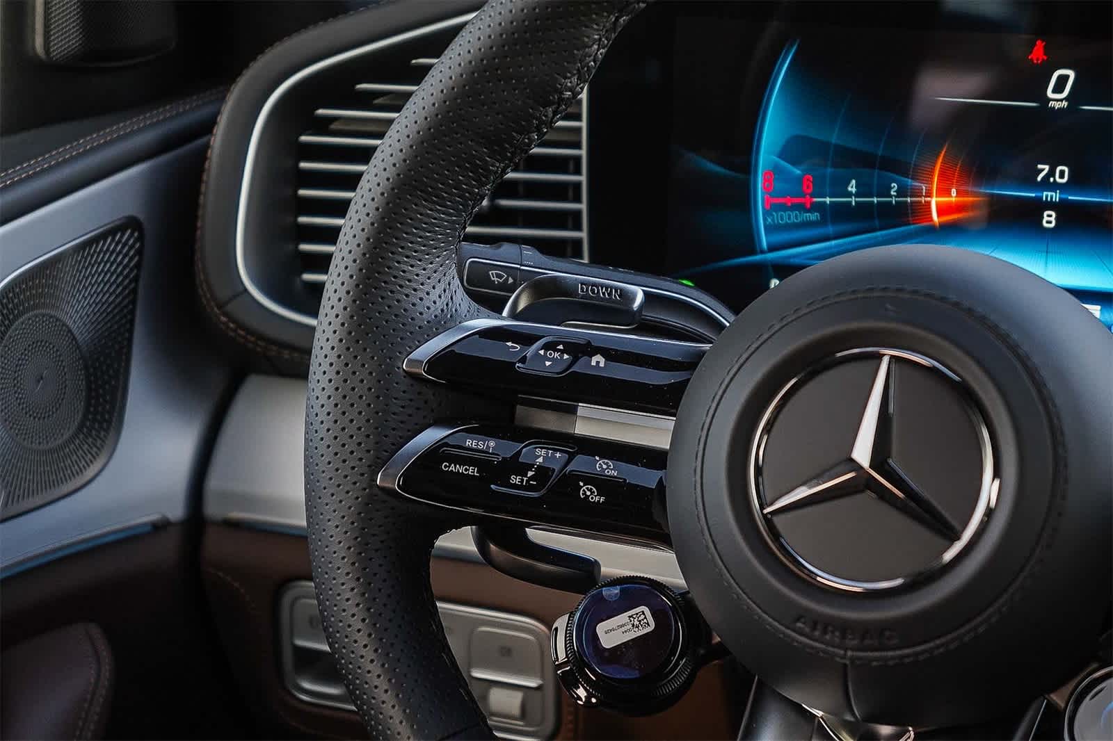 Thumbnail: 2026 Mercedes-Benz GLE - 17