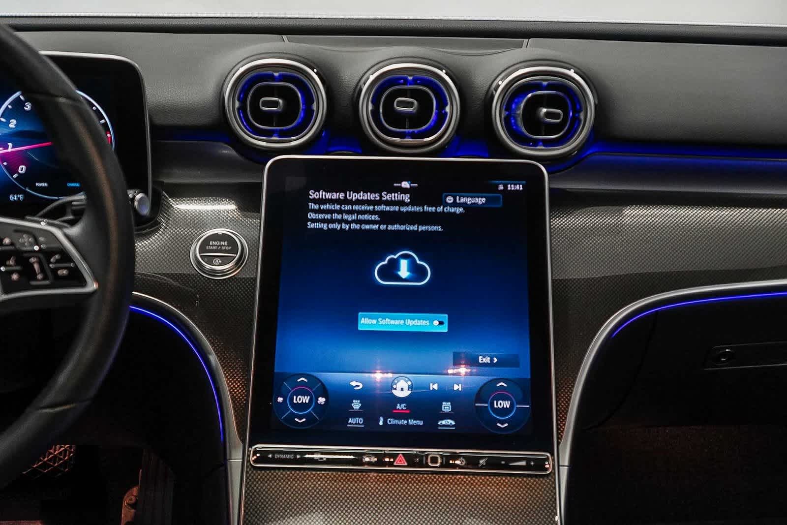 Thumbnail: 2023 Mercedes-Benz C-Class - 13