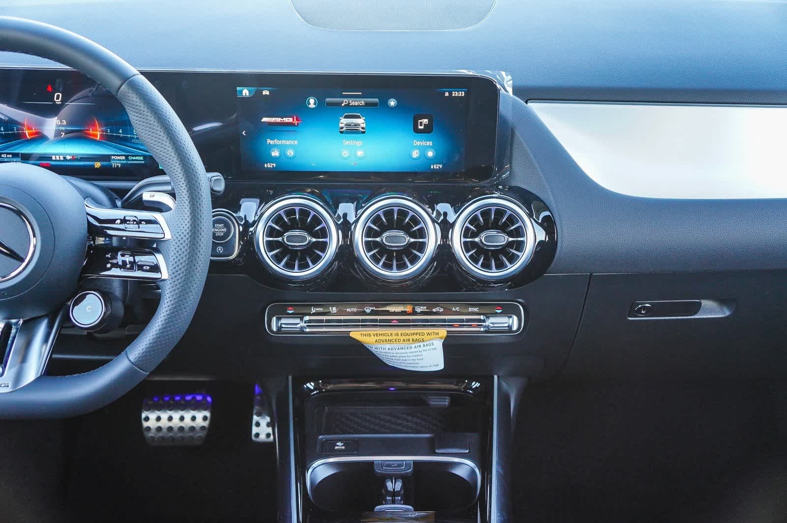 Thumbnail: 2025 Mercedes-Benz GLA - 12