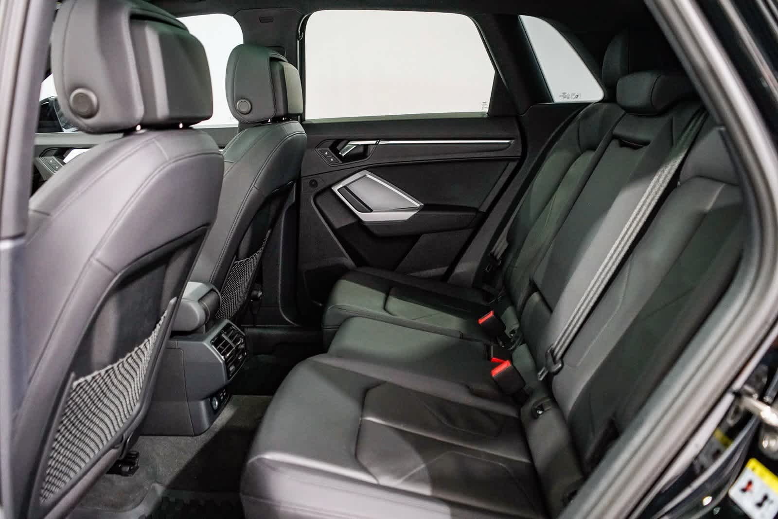 2022 Audi Q3 Premium 18
