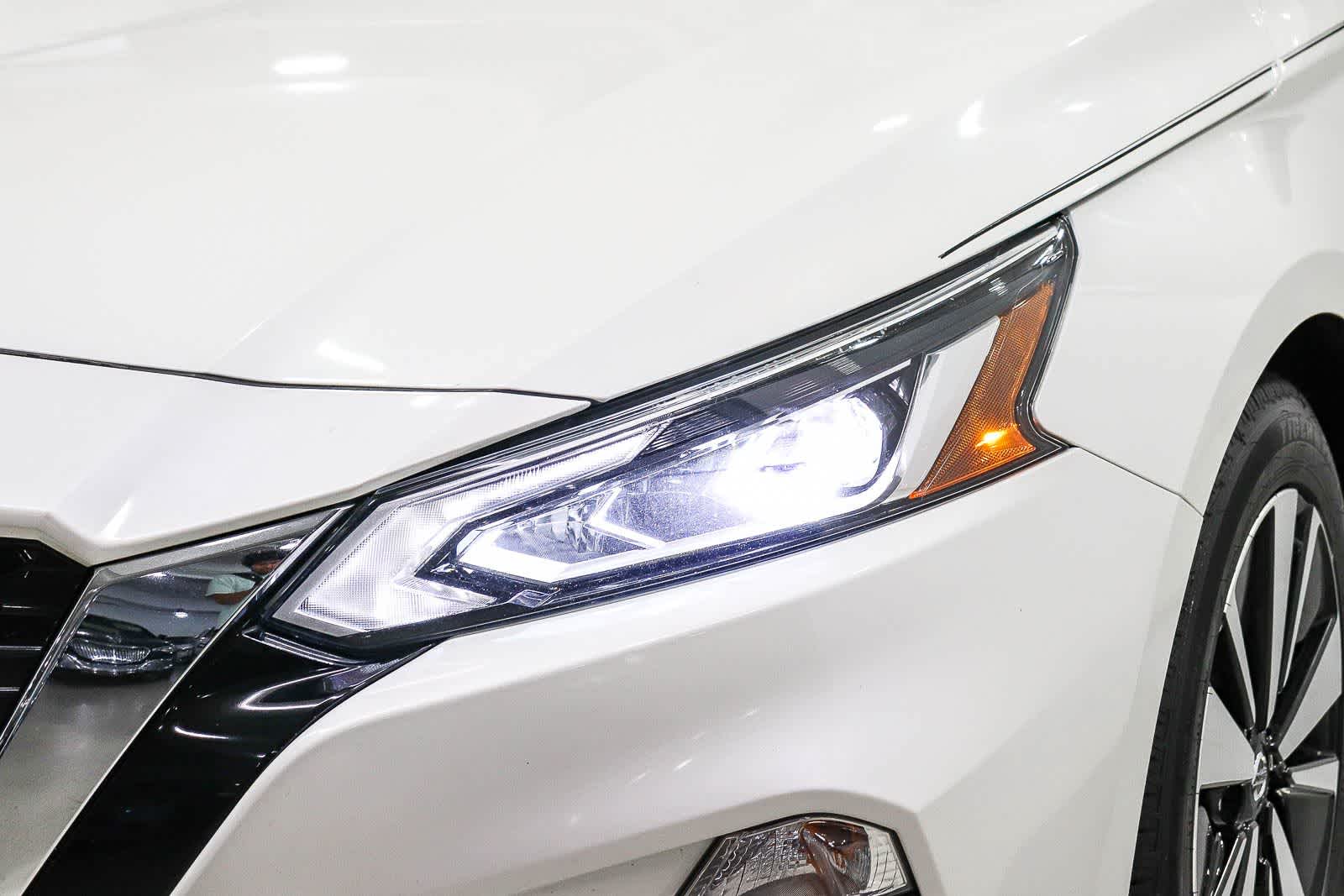 Thumbnail: 2020 Nissan Altima - 6