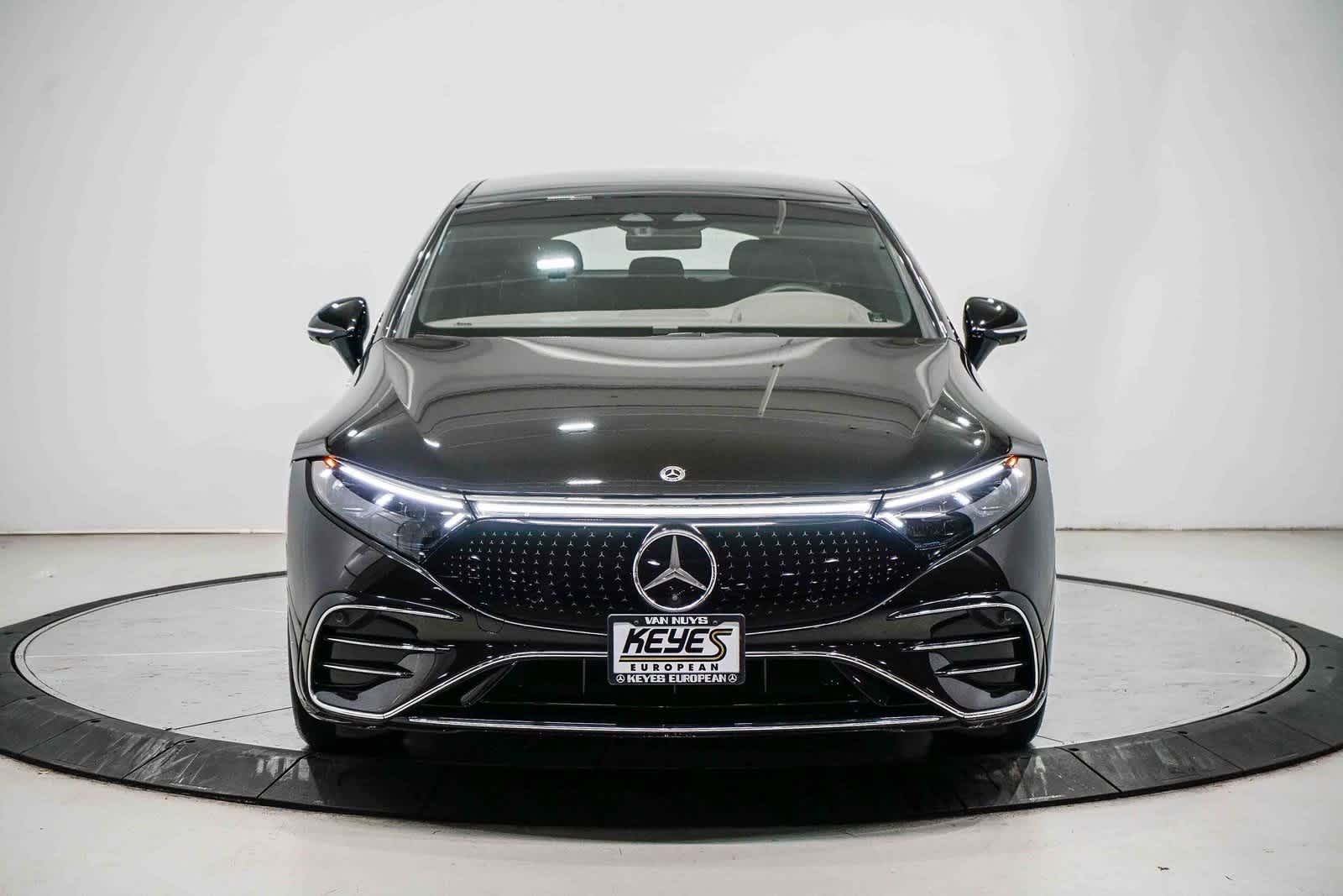 Thumbnail: 2023 Mercedes-Benz EQS - 6