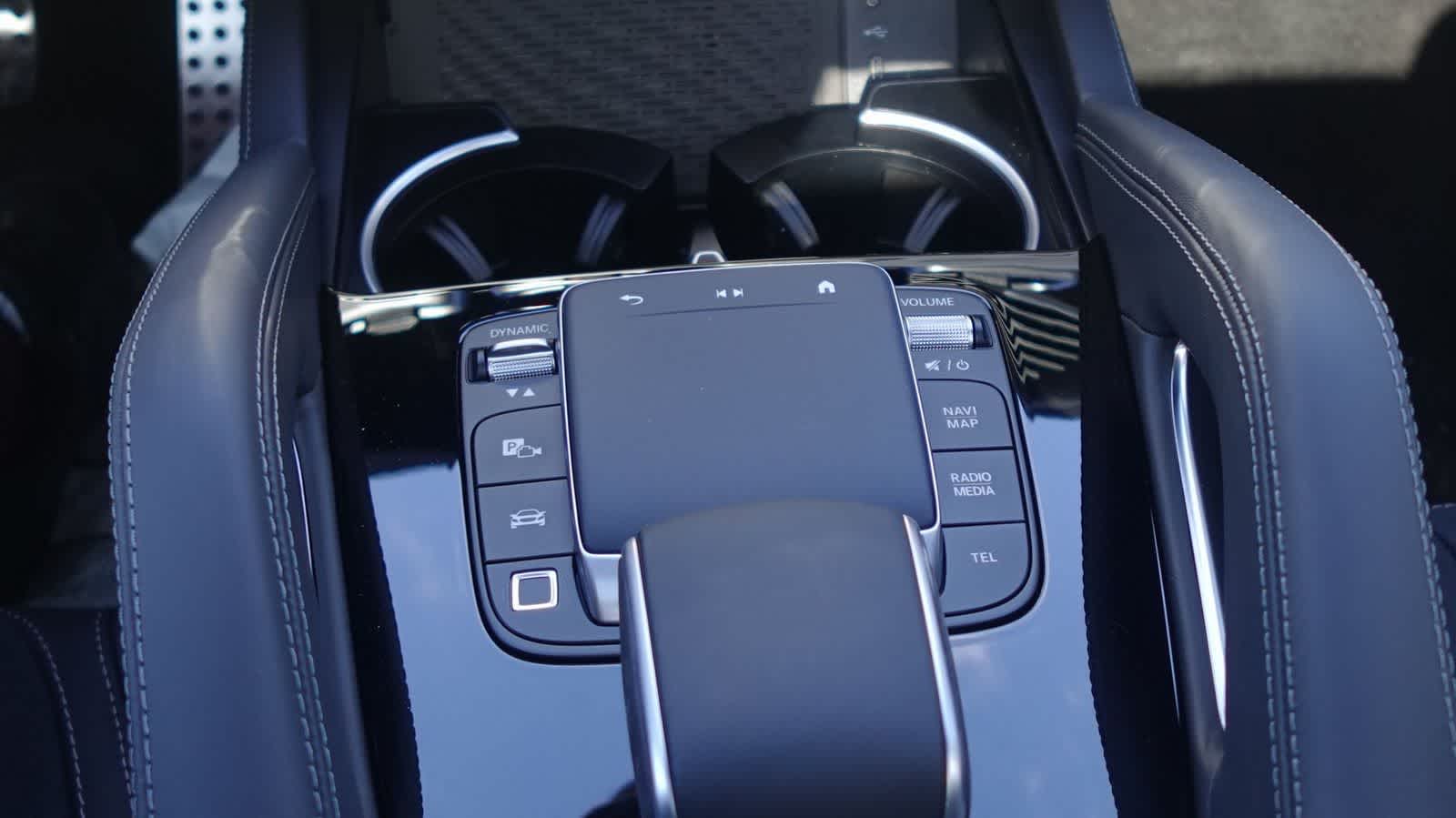 Thumbnail: 2026 Mercedes-Benz GLE - 31