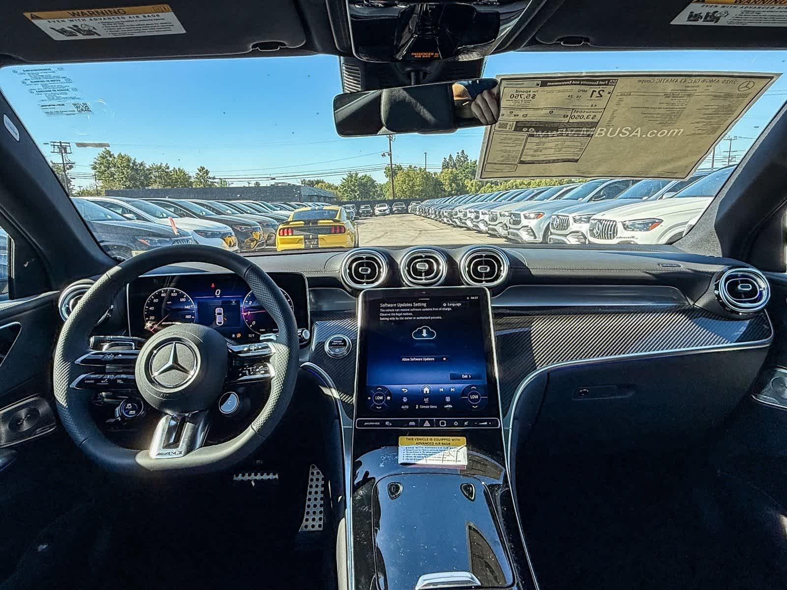 Thumbnail: 2025 Mercedes-Benz GLC - 13