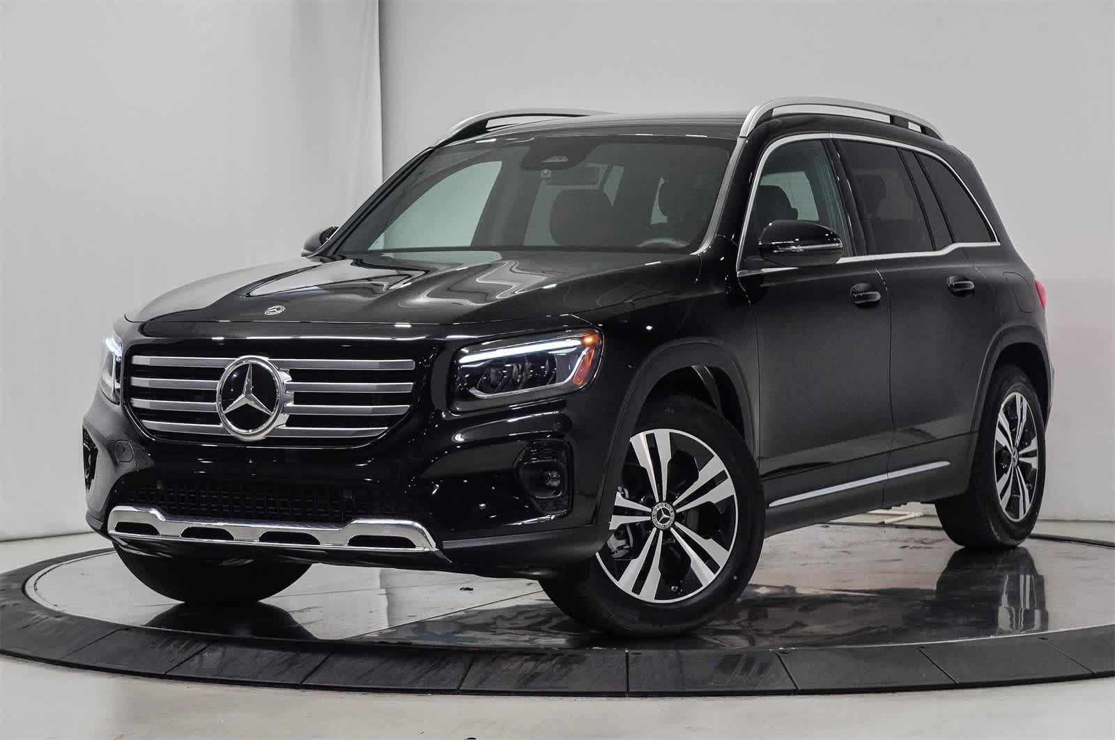 Thumbnail: 2025 Mercedes-Benz GLB - 1