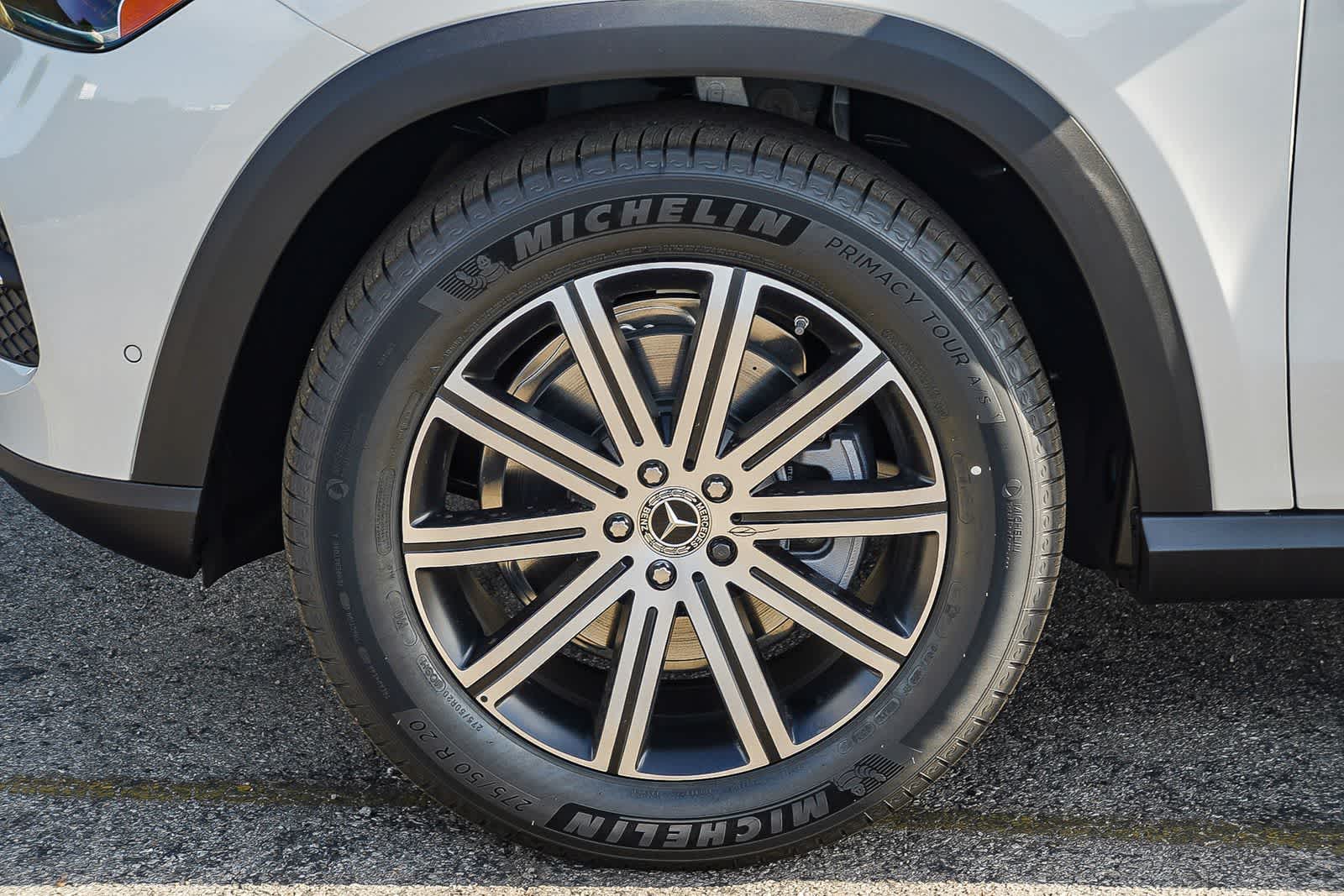 Thumbnail: 2026 Mercedes-Benz GLE - 10