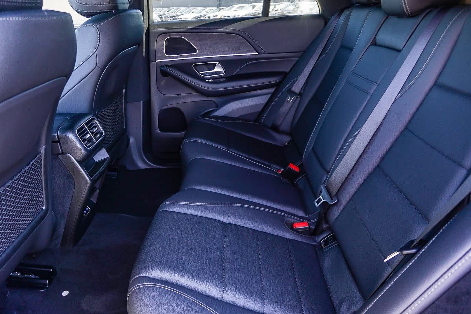 Thumbnail: 2026 Mercedes-Benz GLE - 22