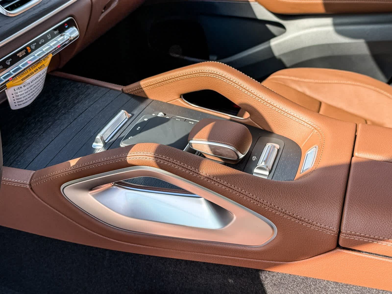 Thumbnail: 2026 Mercedes-Benz GLS - 21