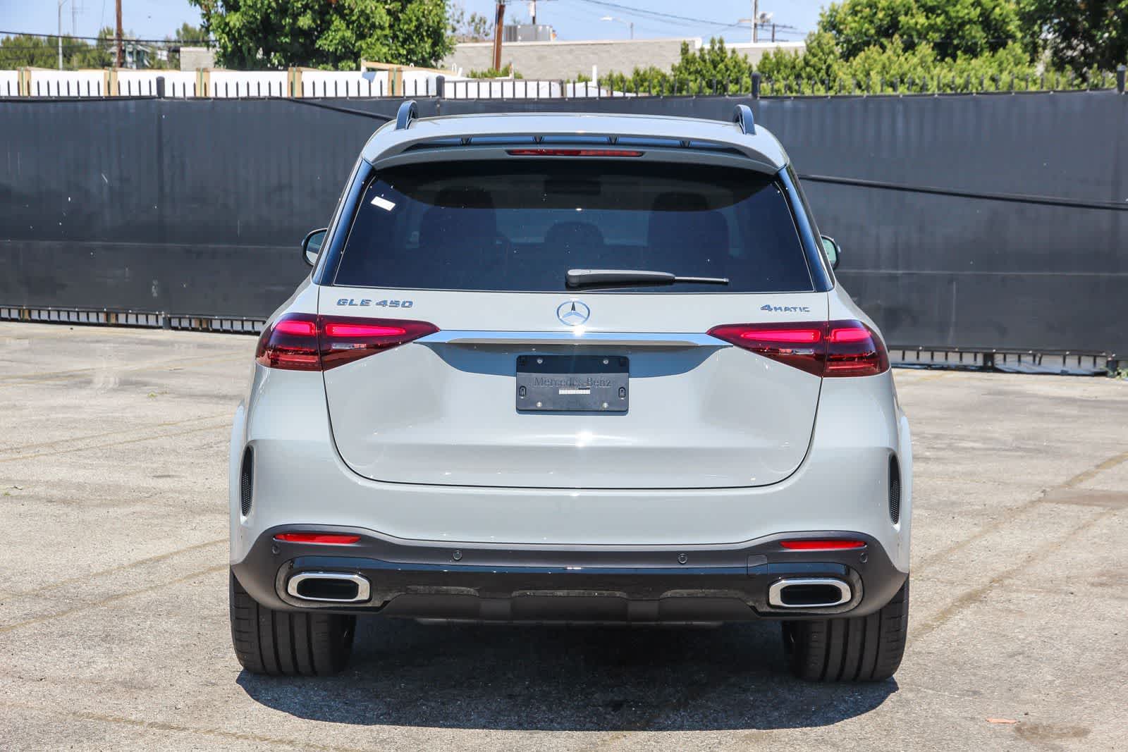 Thumbnail: 2026 Mercedes-Benz GLE - 5