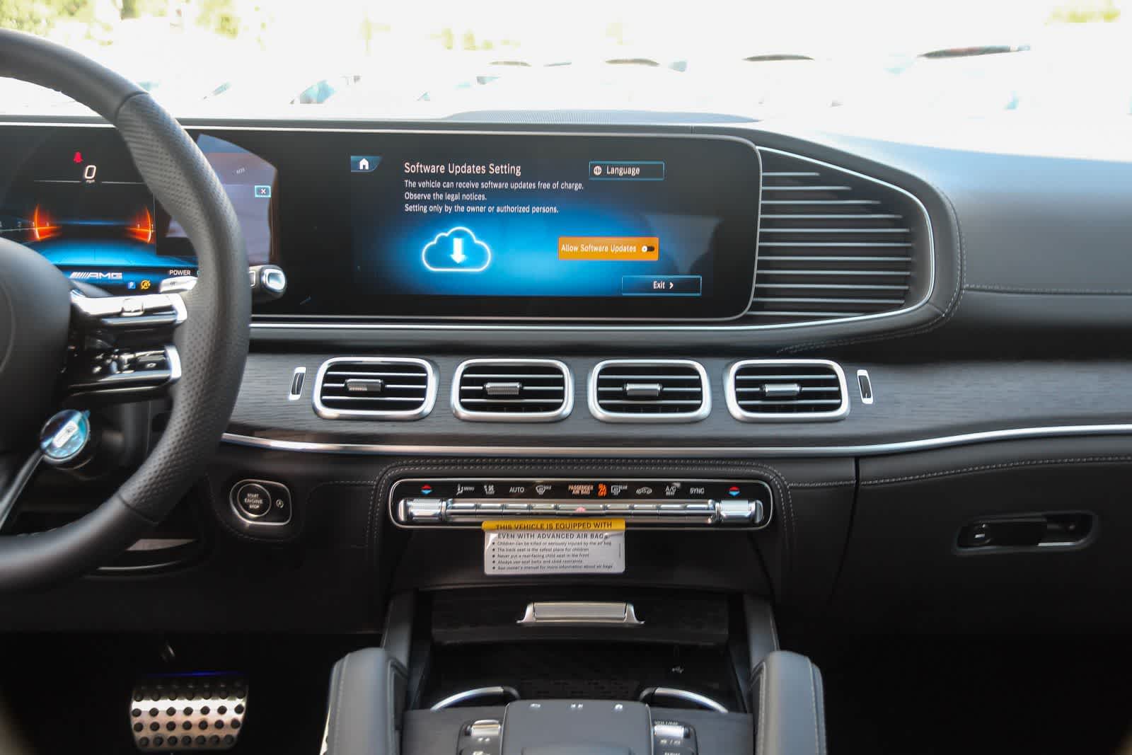Thumbnail: 2026 Mercedes-Benz GL-Class - 14