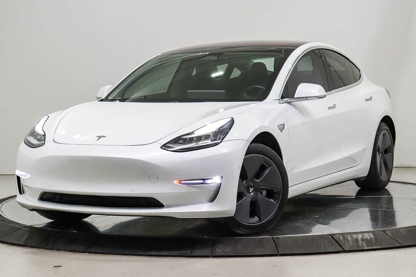 2018 Tesla Model 3 Long Range -
                  Van Nuys, CA