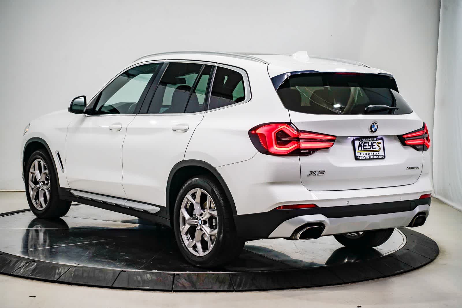 Thumbnail: 2022 BMW X3 - 2