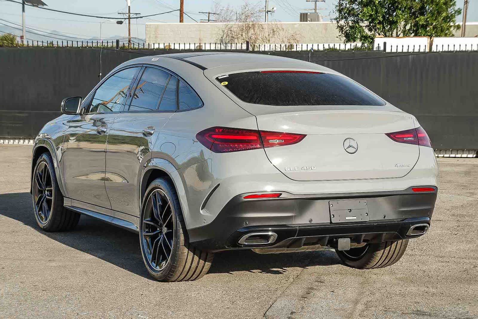Thumbnail: 2026 Mercedes-Benz GLE - 6