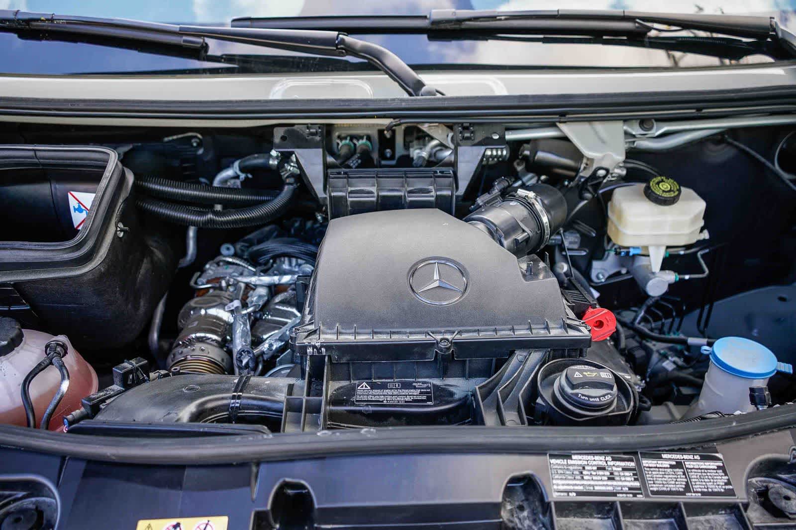 Thumbnail: 2025 Mercedes-Benz Sprinter - 47