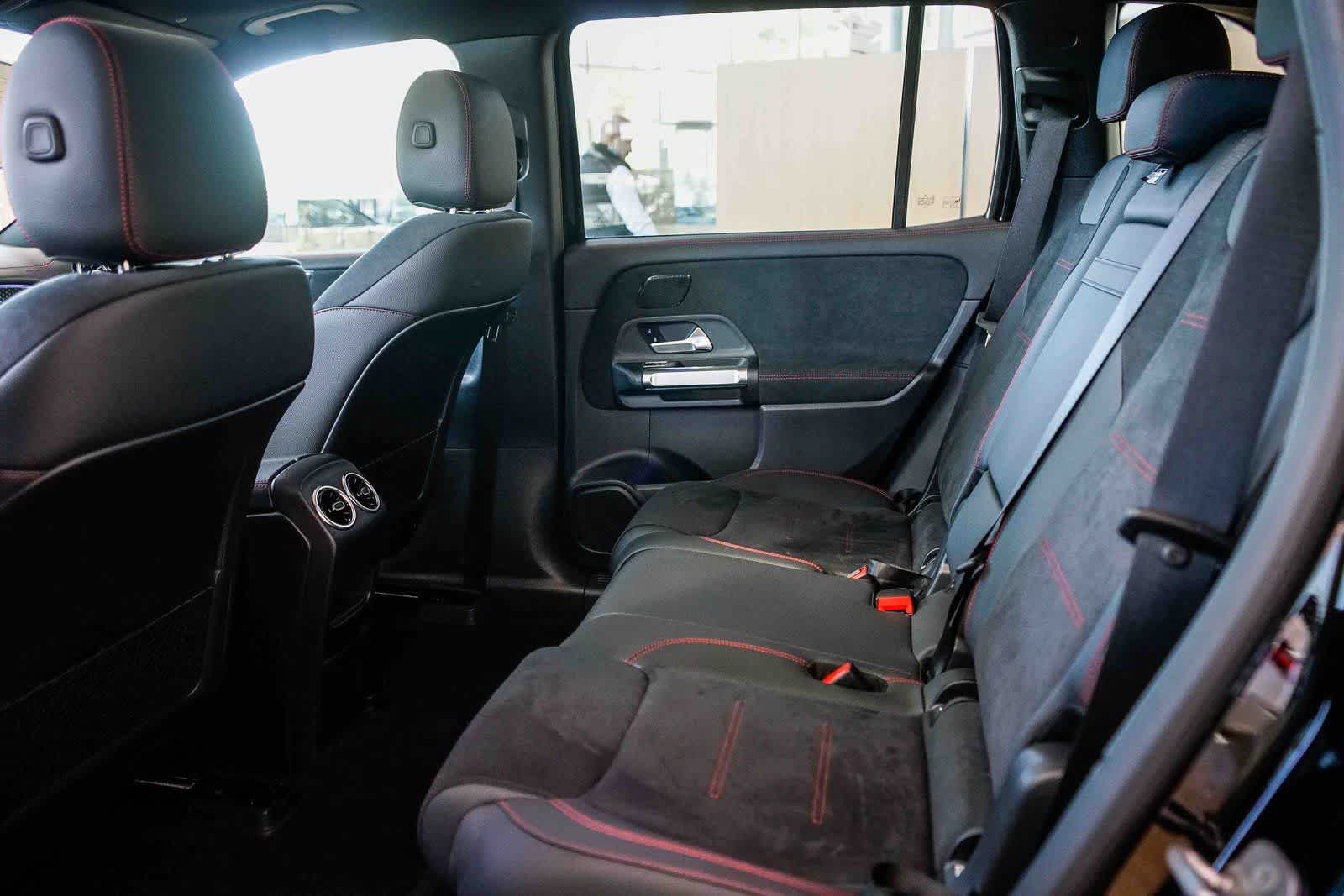 Thumbnail: 2024 Mercedes-Benz EQB - 18