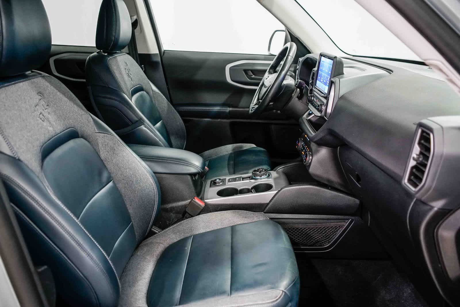 Thumbnail: 2022 Ford Bronco Sport - 15