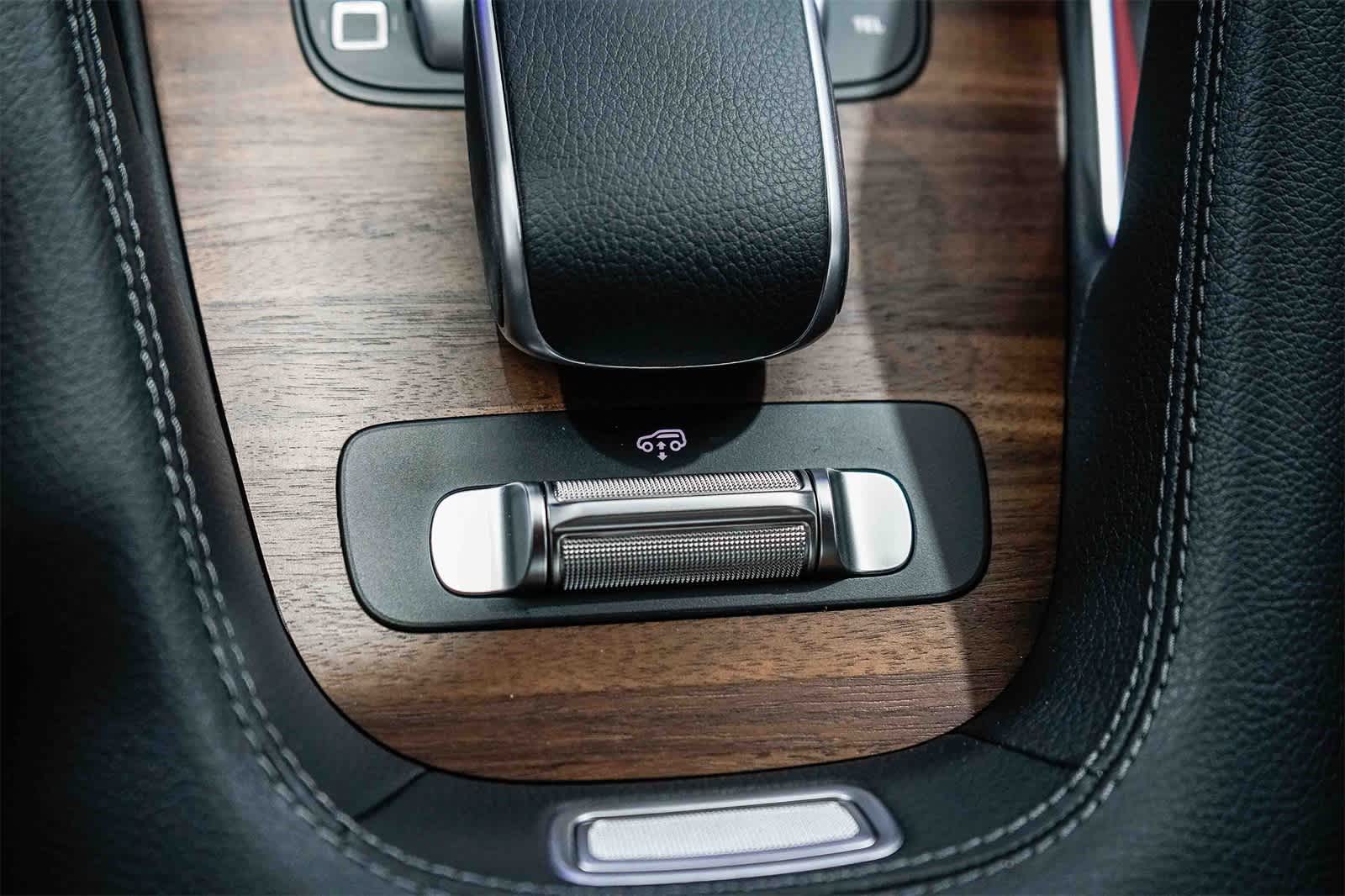 Thumbnail: 2026 Mercedes-Benz GLE - 23