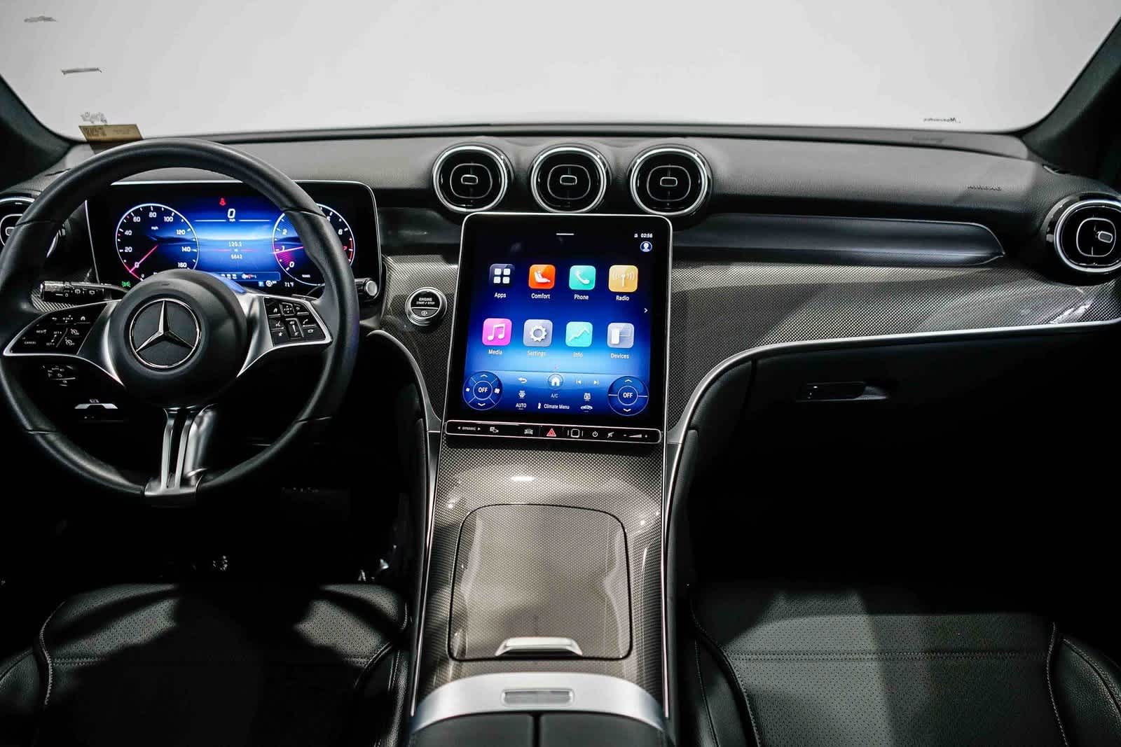 Thumbnail: 2025 Mercedes-Benz GLC - 11