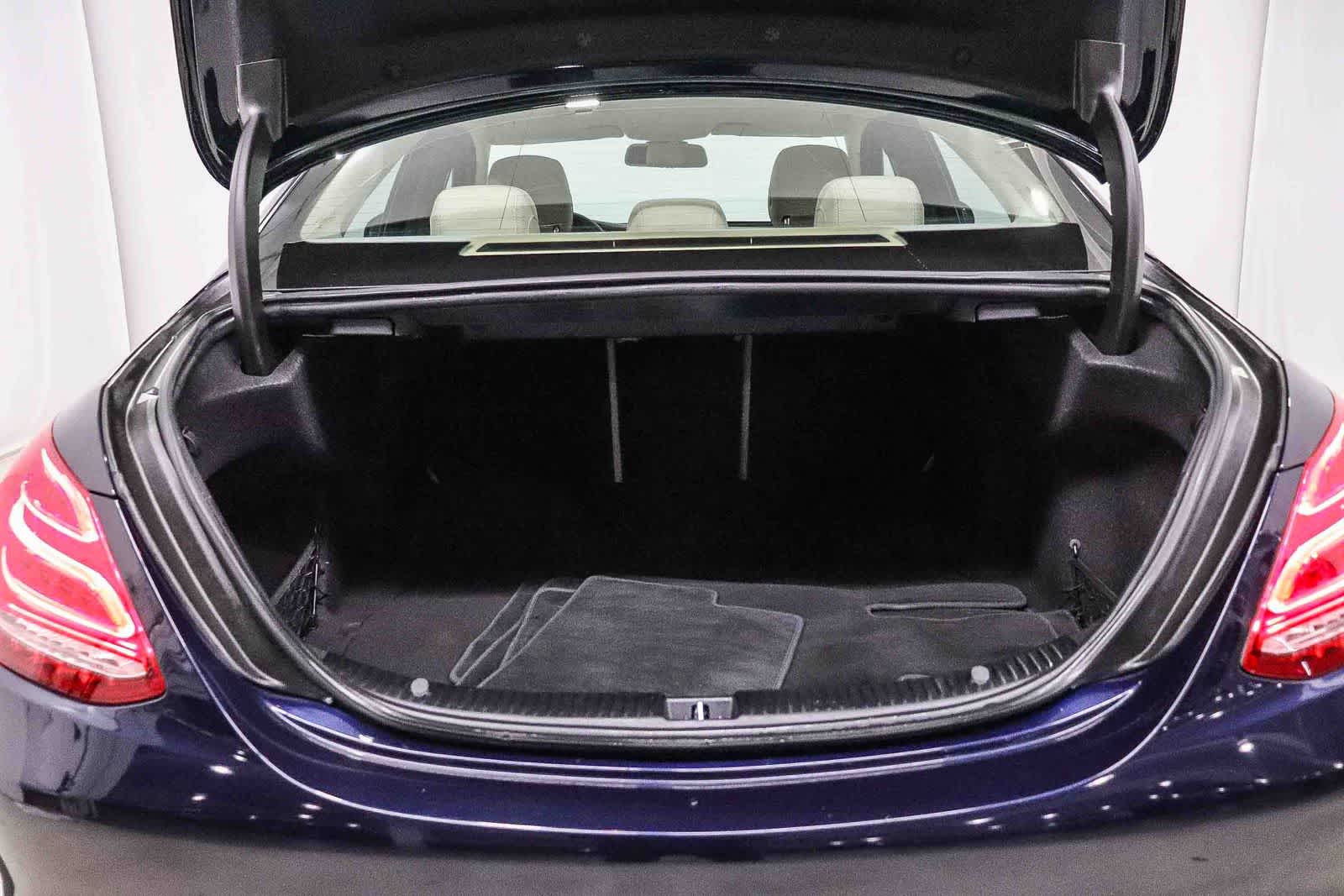 Thumbnail: 2017 Mercedes-Benz C-Class - 26