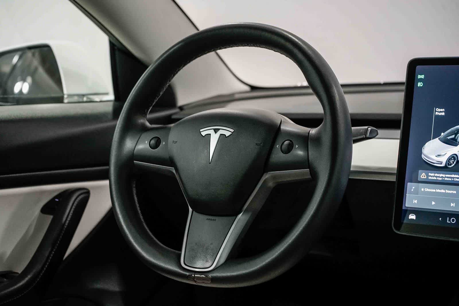 Thumbnail: 2020 Tesla Model 3 - 15