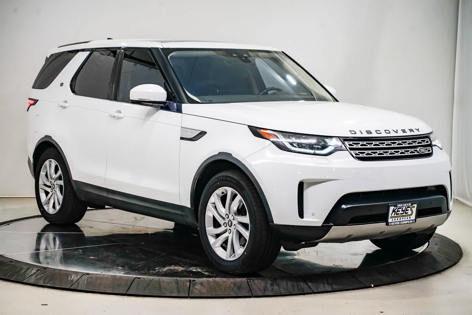 Thumbnail: 2018 Land Rover Discovery - 5