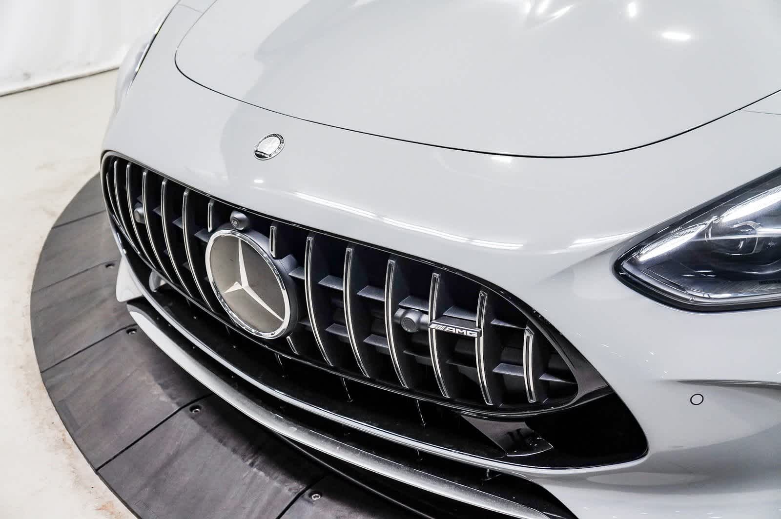 Thumbnail: 2025 Mercedes-Benz AMG GT - 8