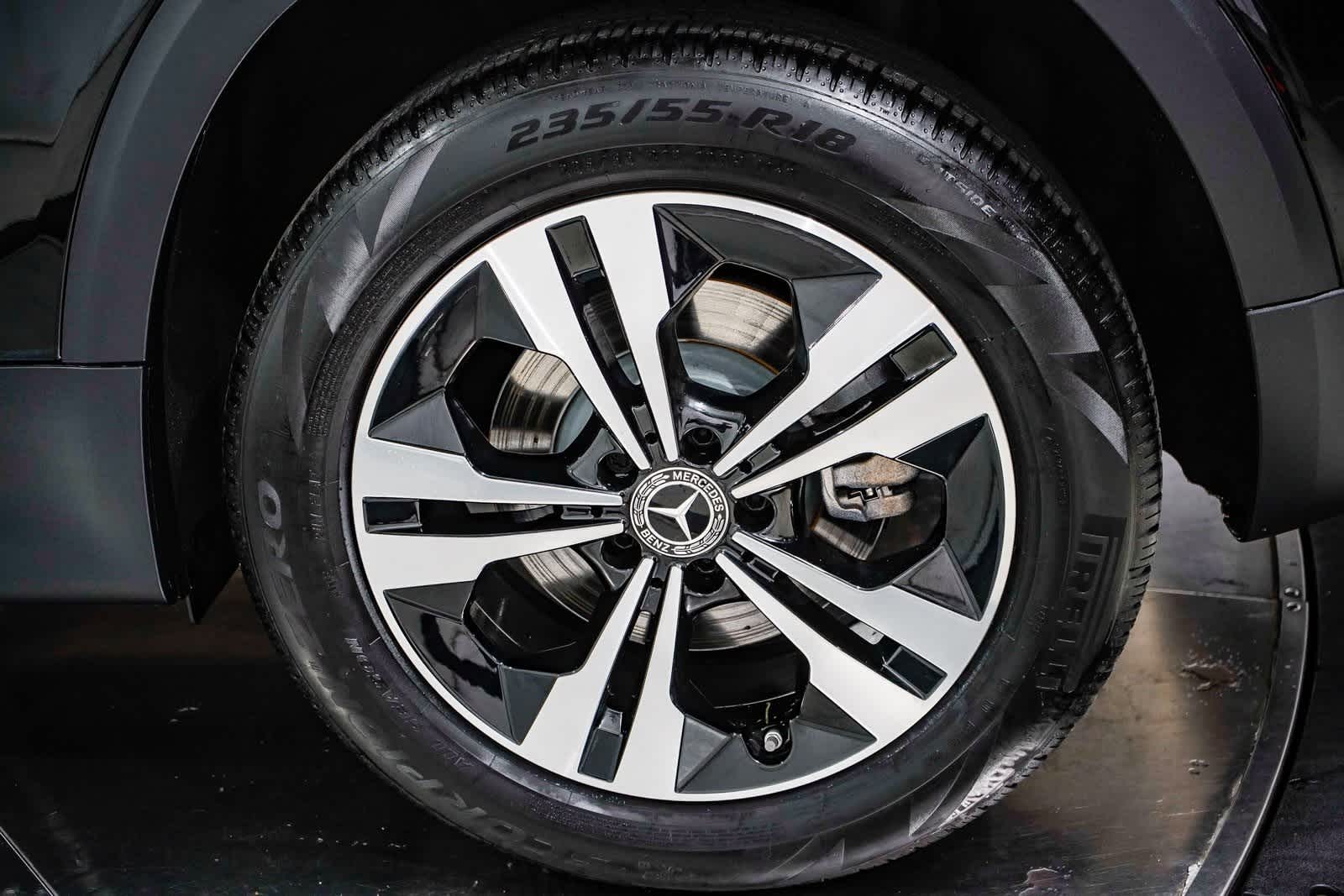 Thumbnail: 2025 Mercedes-Benz GLB - 10