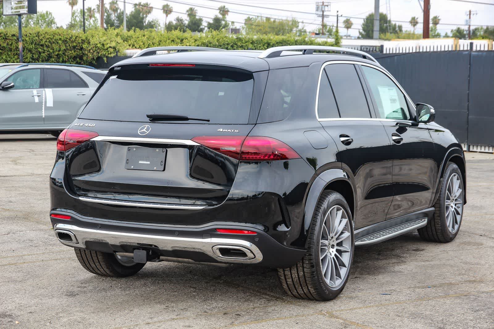 Thumbnail: 2026 Mercedes-Benz GLE - 4