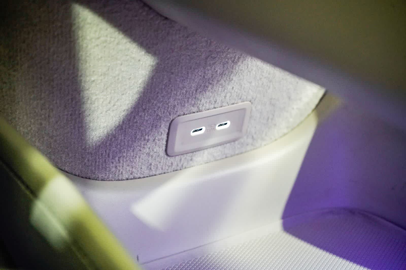 Thumbnail: 2023 Mercedes-Benz EQS - 22