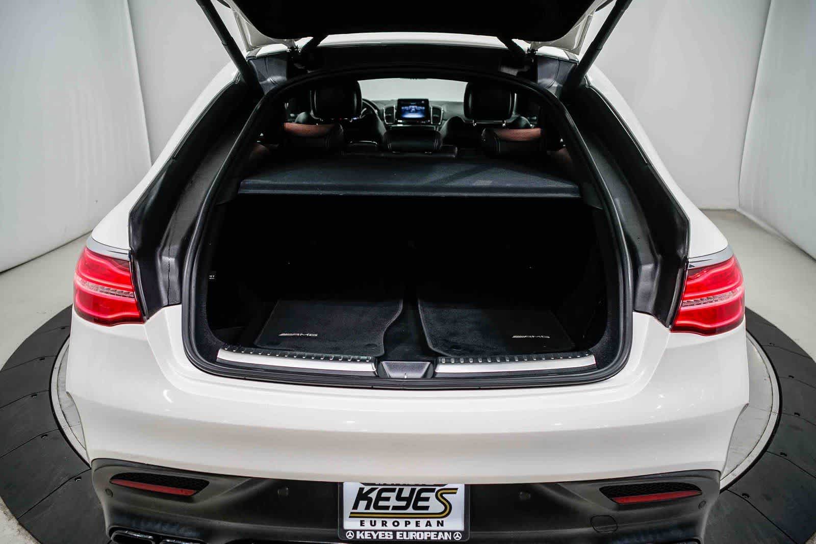 Thumbnail: 2017 Mercedes-Benz GL-Class - 27