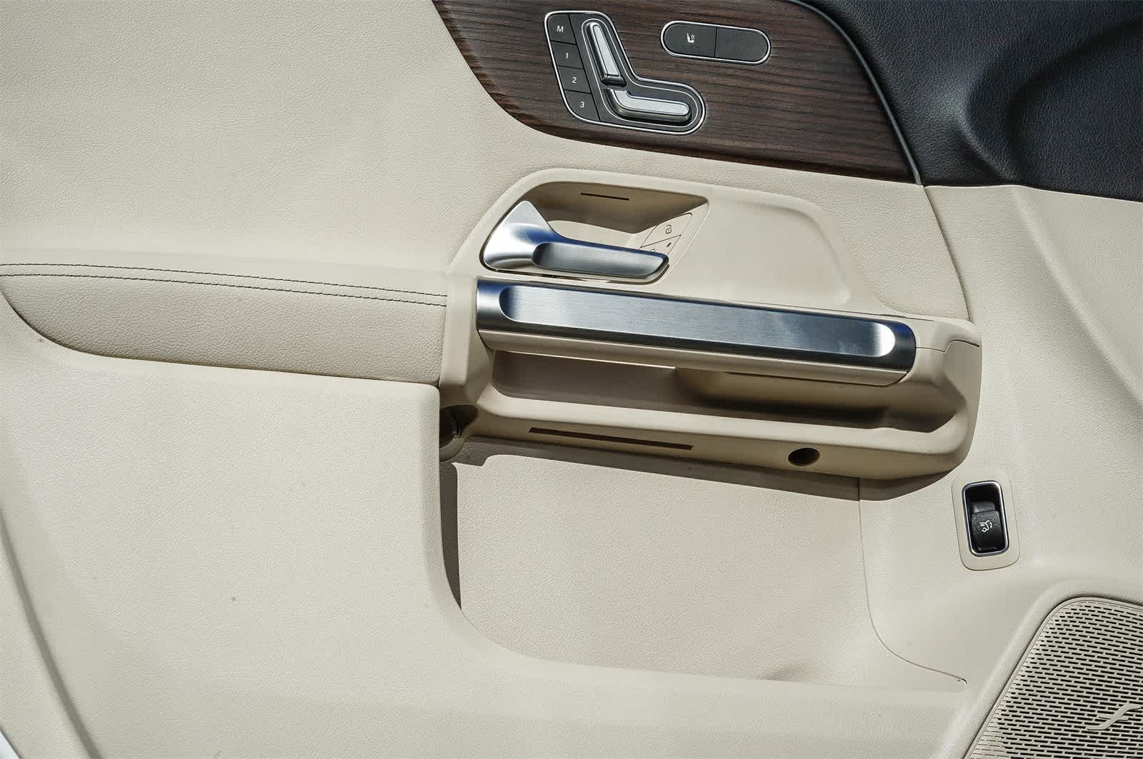 Thumbnail: 2026 Mercedes-Benz GLB - 24