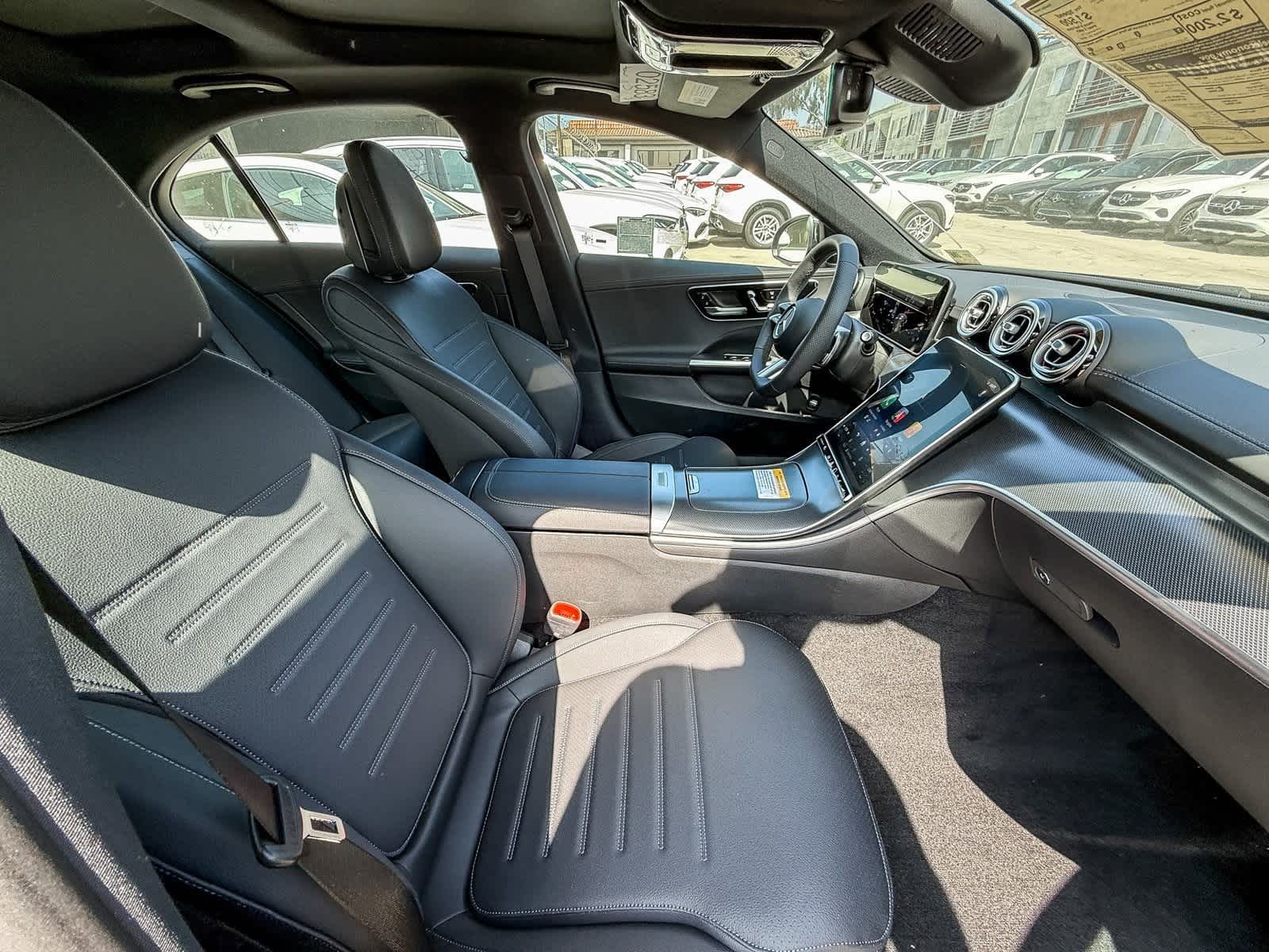 Thumbnail: 2025 Mercedes-Benz C-Class - 18