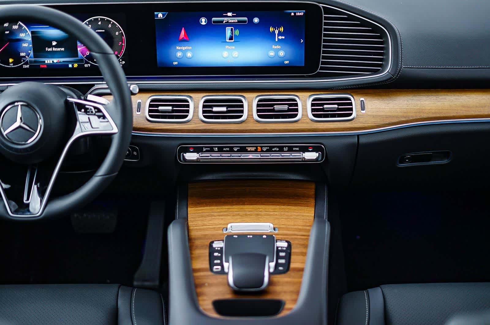 Thumbnail: 2026 Mercedes-Benz GLE - 15